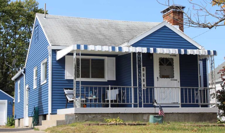 Homeowners in Linden Heights 4