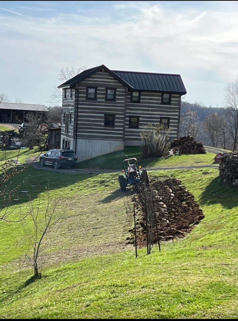 The Complexities of Insuring Homes on Large Plots of Land